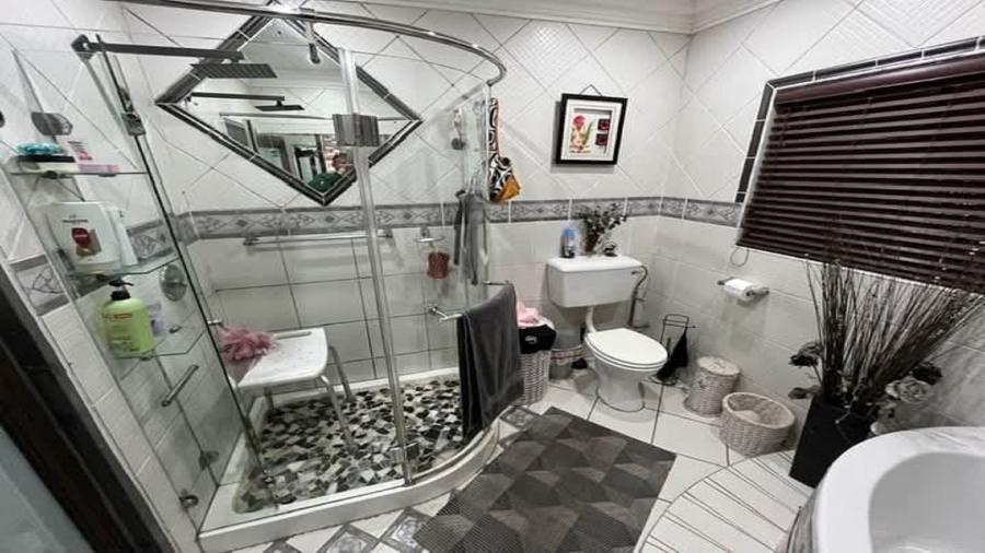 4 Bedroom Property for Sale in Vaalpark Free State